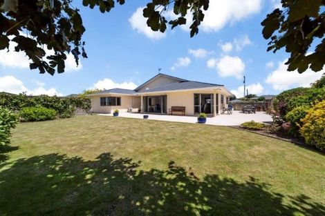 Photo of property in 2 Fantham Street, Hawera, 4610