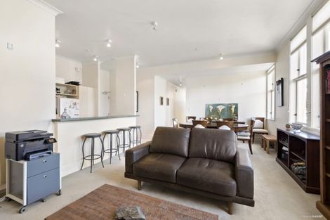 Photo of property in The Villas, 9/33 Hobson Street, Thorndon, Wellington, 6011