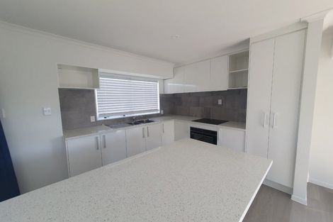 Photo of property in 1/43 Solveig Place, Randwick Park, Auckland, 2105