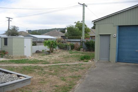 Photo of property in 25 Petherick Street, Taita, Lower Hutt, 5011