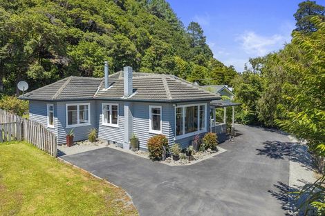 Photo of property in 710 Main Road North, Te Marua, Upper Hutt, 5018