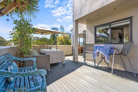 Photo of property in 17 Burns Avenue, Takapuna, Auckland, 0622