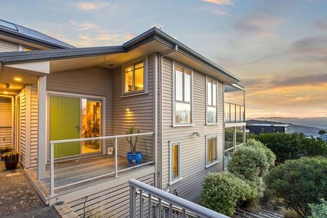 Photo of property in 5 Signal Hill Road, Mount Pleasant, Christchurch, 8081