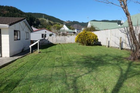 Photo of property in 13 Redwood Close, Paraparaumu, 5032
