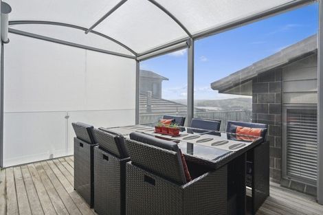 Photo of property in 71 Endeavour Drive, Whitby, Porirua, 5024