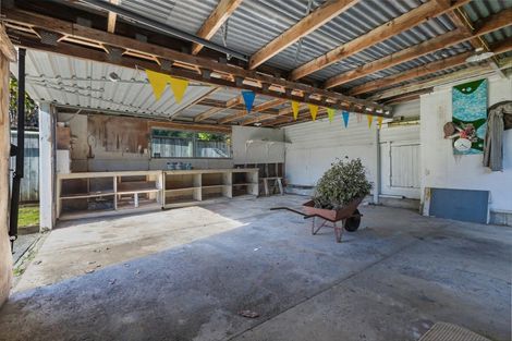 Photo of property in 16 Adamson Road, Taipa, 0420