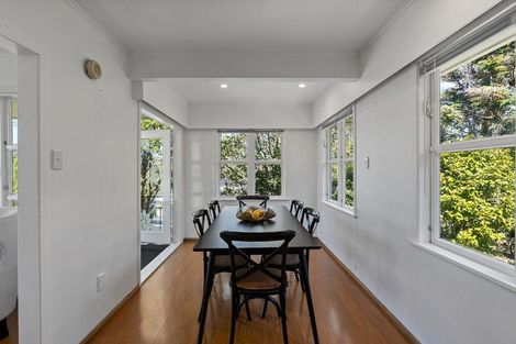 Photo of property in 26 Stewart Drive, Newlands, Wellington, 6037