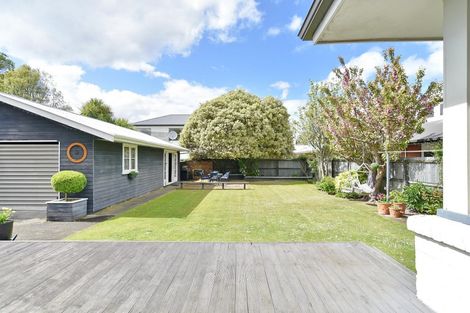 Photo of property in 70 Grahams Road, Burnside, Christchurch, 8041