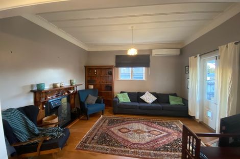 Photo of property in 36 Morley Street, New Plymouth, 4310