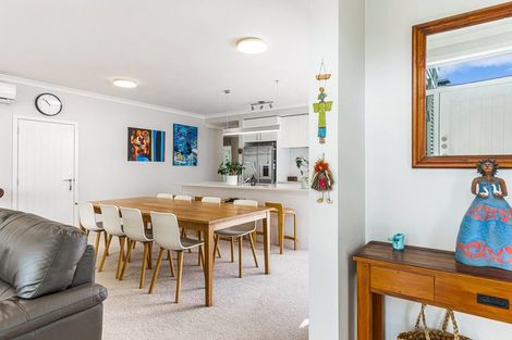 Photo of property in 4 Plantation Terrace, Orewa, 0931