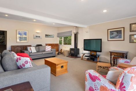 Photo of property in 10 Amelia Crescent, Waikawa, Picton, 7220