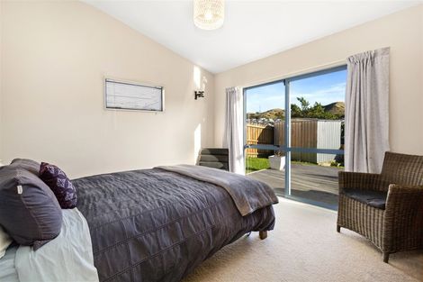 Photo of property in 13 Nether Green Crescent, Johnsonville, Wellington, 6037