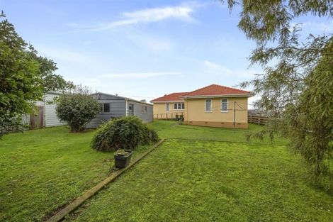 Photo of property in 47 Burns Street, Hawera, 4610