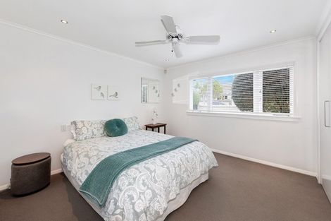 Photo of property in 121 Warnock Street, Westmere, Auckland, 1022