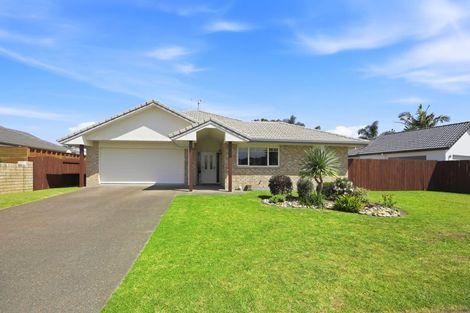 Photo of property in 49 Monaco Key, Papamoa Beach, Papamoa, 3118