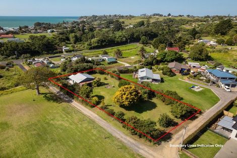 Photo of property in 10 Church Road, Maketu, Paengaroa, 3189
