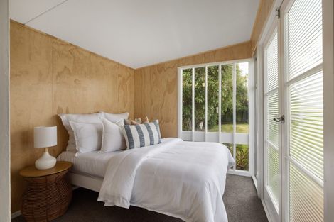 Photo of property in 10 Falcon Street, New Brighton, Christchurch, 8061