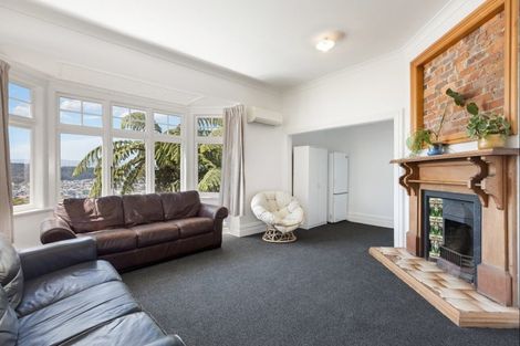Photo of property in 78a Kelburn Parade, Kelburn, Wellington, 6012