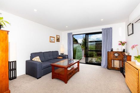 Photo of property in 41 Te Ara O Papatahi, Wainuiomata, Lower Hutt, 5014