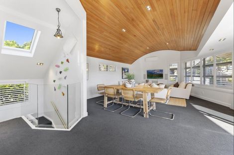 Photo of property in 15 Ngarata Avenue, Mount Maunganui, 3116