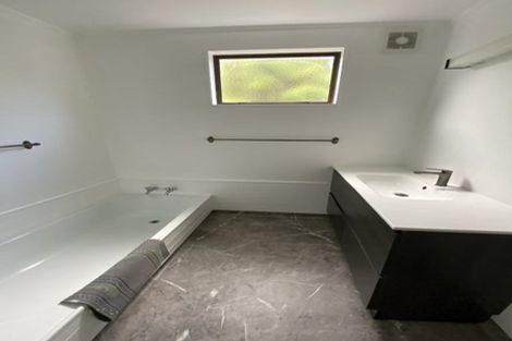 Photo of property in 2a Karamu Street, Ngaio, Wellington, 6035