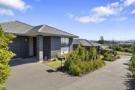 Photo of property in 70 Sentinel Avenue, Omokoroa, 3114