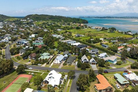 Photo of property in 6 Papaunahi Road, Bowentown, Waihi Beach, 3177