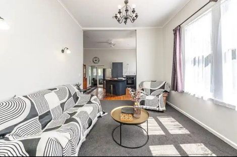 Photo of property in 9 Kelvin Street, Aramoho, Whanganui, 4500