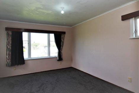 Photo of property in 48 Sunnyside Crescent, Papatoetoe, Auckland, 2025