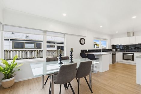 Photo of property in 270 Raeburne Street, Te Awamutu, 3800
