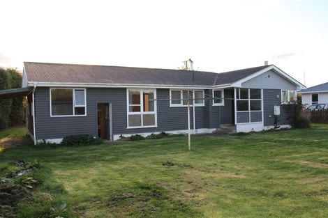 Photo of property in 14 Clifden Highway, Tuatapere, 9620