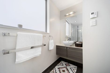 Photo of property in Wilk Heights, 15/8 Wilk Lane, Browns Bay, Auckland, 0630