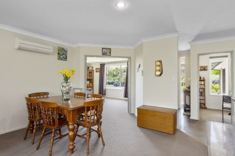 Photo of property in 16 Haden Place, Omokoroa, 3114