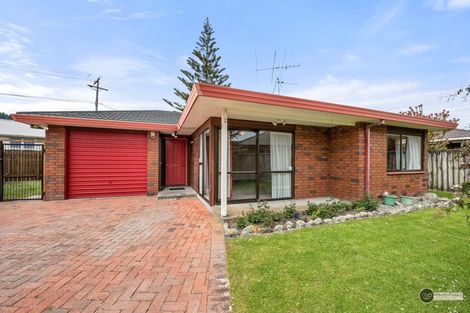 Photo of property in 9 Cooper Street, Taita, Lower Hutt, 5011