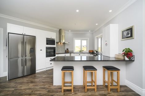 Photo of property in 52 Highland View Drive, Tokomaru, Palmerston North, 4474