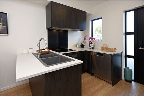 Photo of property in 11 Waru Lane, Te Atatu Peninsula, Auckland, 0610