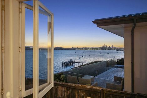 Photo of property in 38 Jubilee Avenue, Devonport, Auckland, 0624