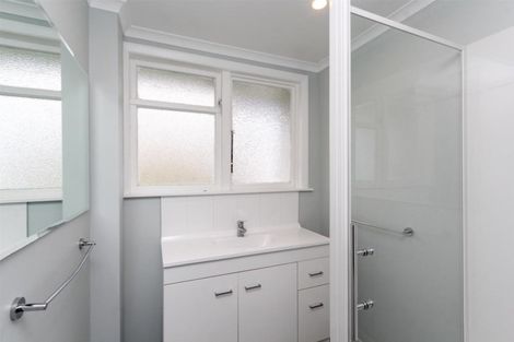 Photo of property in 20 Parsons Street, Vogeltown, New Plymouth, 4310