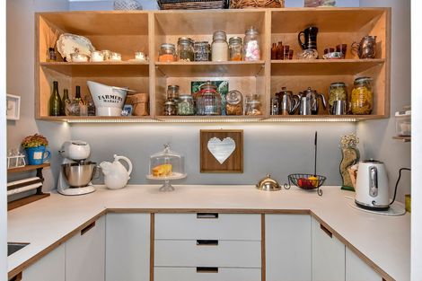 Photo of property in 30 Lorelei Place, Opaheke, Papakura, 2113