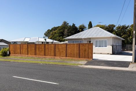 Photo of property in 5 Tupoki Street, Glen Avon, New Plymouth, 4312