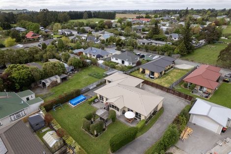 Photo of property in 11 Church Street, Oxford, 7430