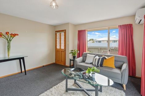 Photo of property in 1/104 Bassett Street, Burwood, Christchurch, 8083