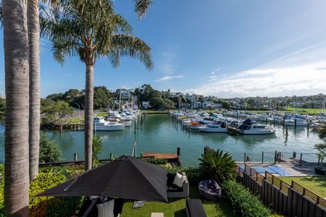 Photo of property in 1/12 Craig Road, Milford, Auckland, 0620