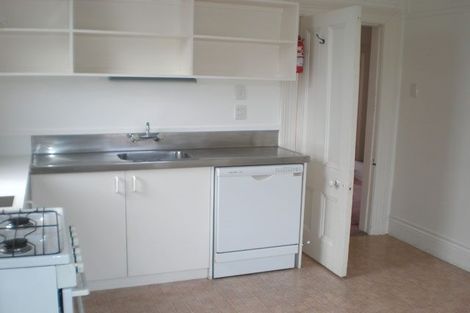 Photo of property in 15 Kenwyn Terrace, Newtown, Wellington, 6021