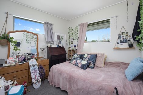 Photo of property in 15 Kowhai Avenue, Kaiaua, Pokeno, 2473