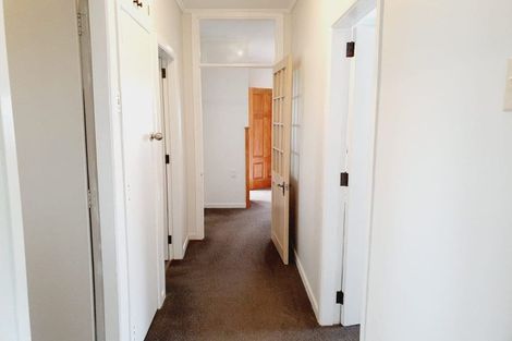 Photo of property in 10 Kelvin Place, Hamilton East, Hamilton, 3216