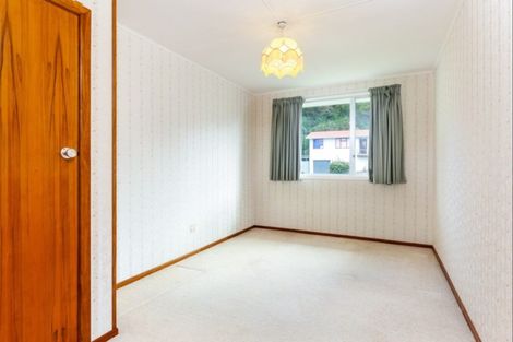 Photo of property in 19 Regent Place, Blagdon, New Plymouth, 4310