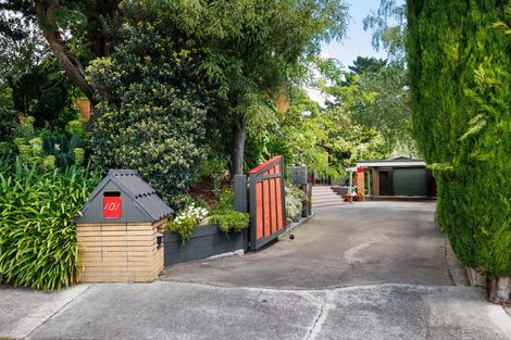 Photo of property in 101 Clifton Terrace, Fitzherbert, Palmerston North, 4410