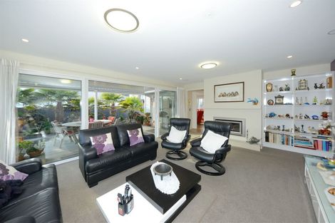 Photo of property in 88b Aston Drive, Waimairi Beach, Christchurch, 8083