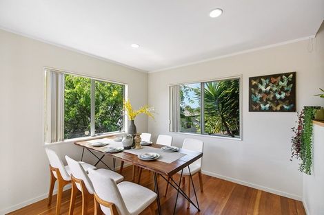 Photo of property in 23 Tyrico Close, Unsworth Heights, Auckland, 0632